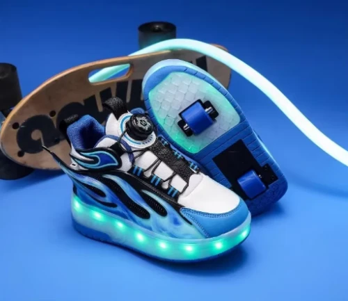 Dziecięce butorolki z chowanymi kółkami i świecącą podeszwą LED.