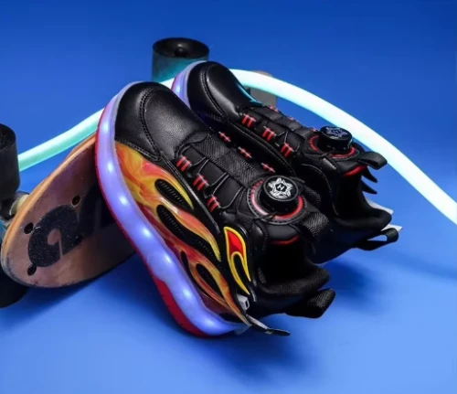 Dziecięce butorolki z chowanymi kółkami i świecącą podeszwą LED.