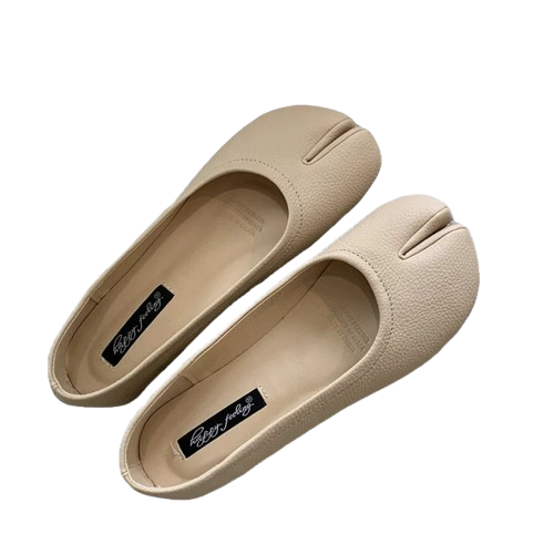 Damskie baleriny Tabi z rozdzielonym noskiem, dostępne w szerokiej gamie wzorów i kolorów, na płaskiej, komfortowej podeszwie.