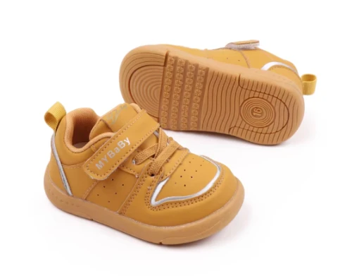 Sportowe sneakersy dziecięce dla chłopca i dziewczynki na rzepy, dostępne w wielu kolorach w rozmiarach 15-22.