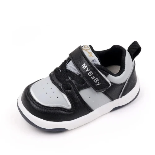 Sportowe sneakersy dziecięce dla chłopca i dziewczynki na rzepy, dostępne w wielu kolorach w rozmiarach 15-22.