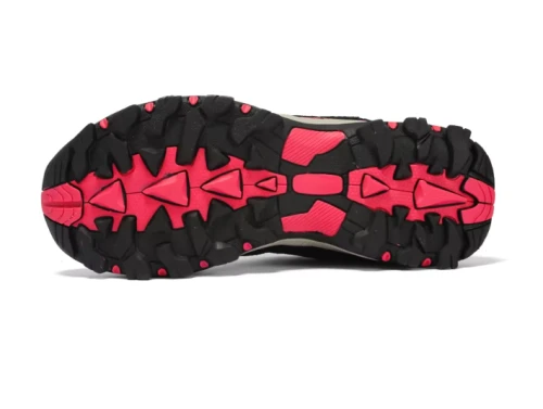 Damskie buty trekkingowe z grubą podeszwą i wzmocnioną cholewką, dostępne w kolorach czarnym z różem, szarym z niebieskim oraz bordowym.